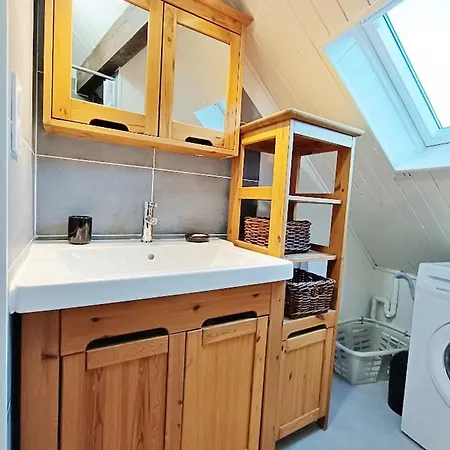 La Taniere, T2 Duplex, Centre Luchon, 4 Personnes, Wifi, 3eme Etage